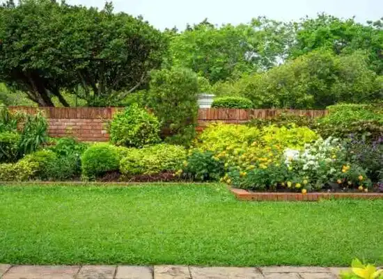 landscaping services Strongsville